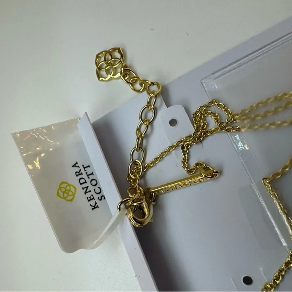 Kendra Scott Necklace Dolly Parton x Kendra Scott Dollie Necklace in Gold NWT - Picture 6 of 7